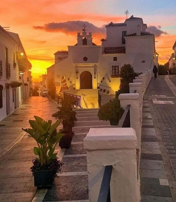 La Casa Del Barrio Guest House Mijas Luaran gambar